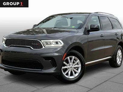 Used 2024 Dodge Durango SXT w/ 3rd Row Seating Group