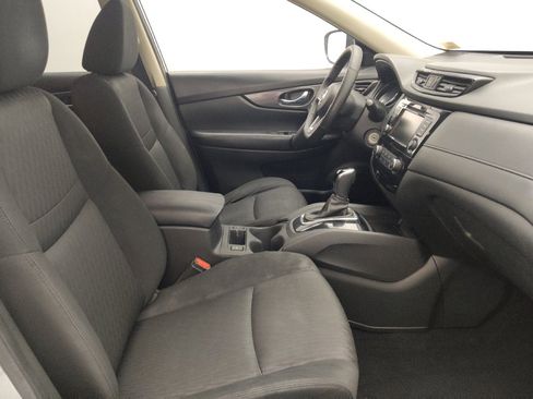 Used 2020 Nissan Rogue S w/ Special Edition Package FWD image 21