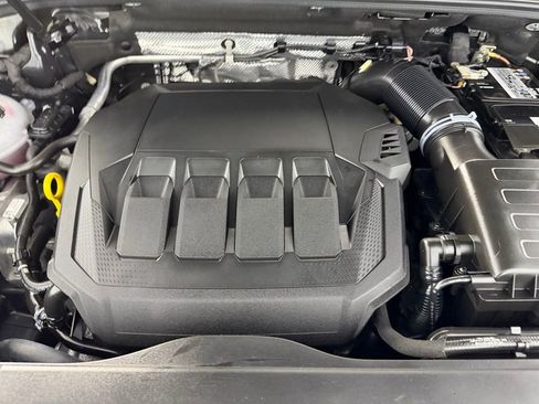 Used 2023 Audi Q3 2.0T Premium image 34