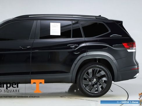 Used 2025 Volkswagen Atlas SE w/ Panoramic Sunroof Package AWD/4WD image 4