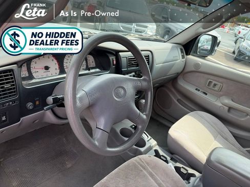 Used 2004 Toyota Tacoma PreRunner RWD image 9