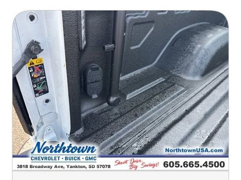 New 2025 GMC Sierra 3500 SLT w/ SLT Convenience Package image 27