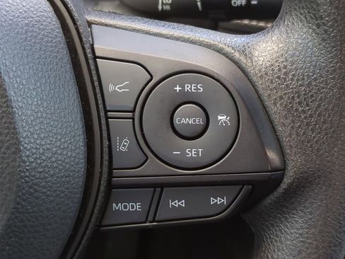 Used 2024 Toyota RAV4 AWD Hybrid image 23