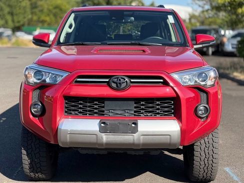 Used 2021 Toyota 4Runner TRD Off-Road Premium w/ Moonroof Package AWD/4WD image 8