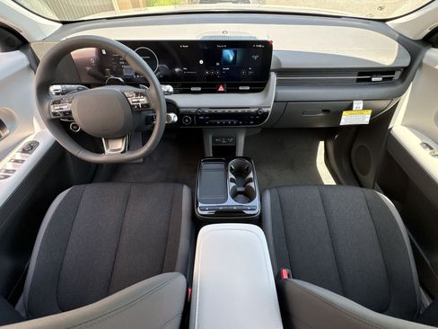 New 2026 Hyundai Ioniq 5 SE AWD/4WD image 23