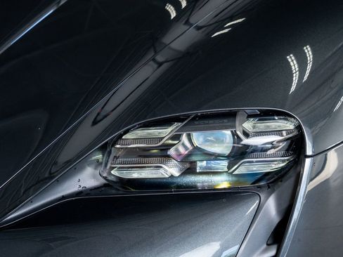 Used 2020 Porsche Taycan Turbo image 13