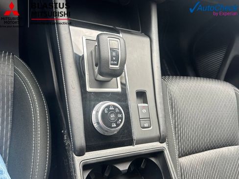 Used 2022 Mitsubishi Outlander ES AWD/4WD image 30