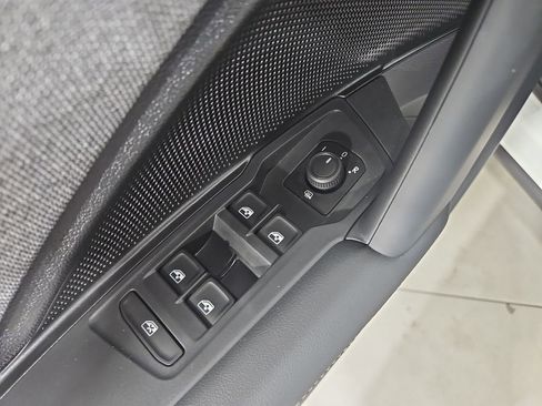 New 2026 Volkswagen Tiguan S AWD/4WD image 11