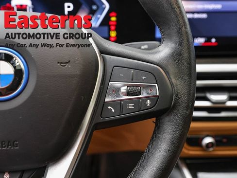 Used 2023 BMW i4 eDrive35 w/ Premium Package RWD image 16