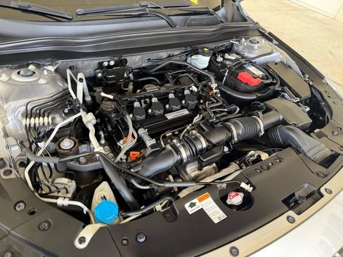 Used 2020 Honda Accord Sport image 10