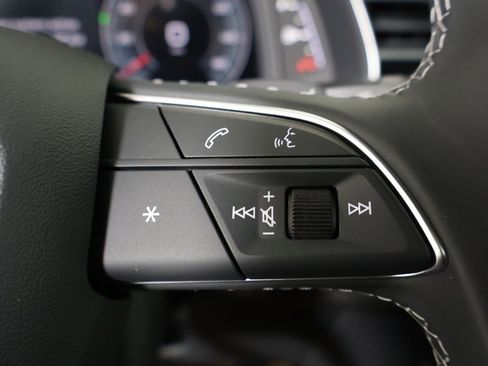 New 2026 Audi Q7 2.0T Premium image 33