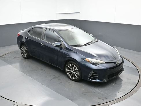 Used 2017 Toyota Corolla XSE image 48