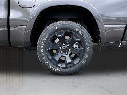 New 2026 RAM 1500 4x4 Crew Cab image 29