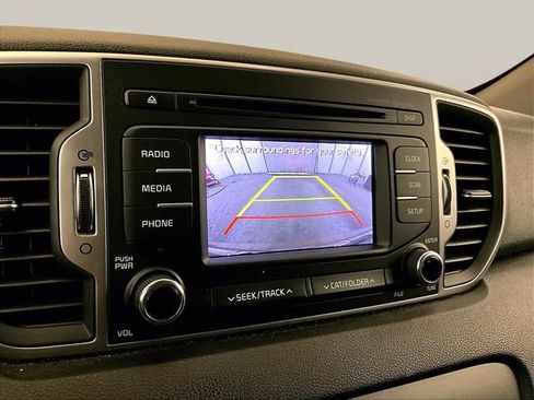 Used 2017 Kia Sportage LX FWD image 21
