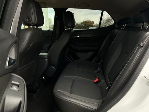 Used 2025 Buick Encore GX Preferred image 11