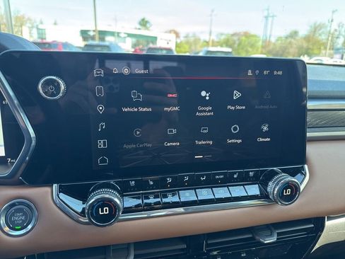 New 2026 GMC Canyon AT4 w/ Technology Plus Package AWD/4WD image 18