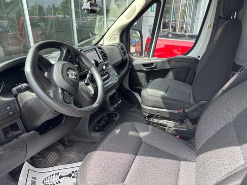 Used 2026 RAM ProMaster 2500 FWD image 4