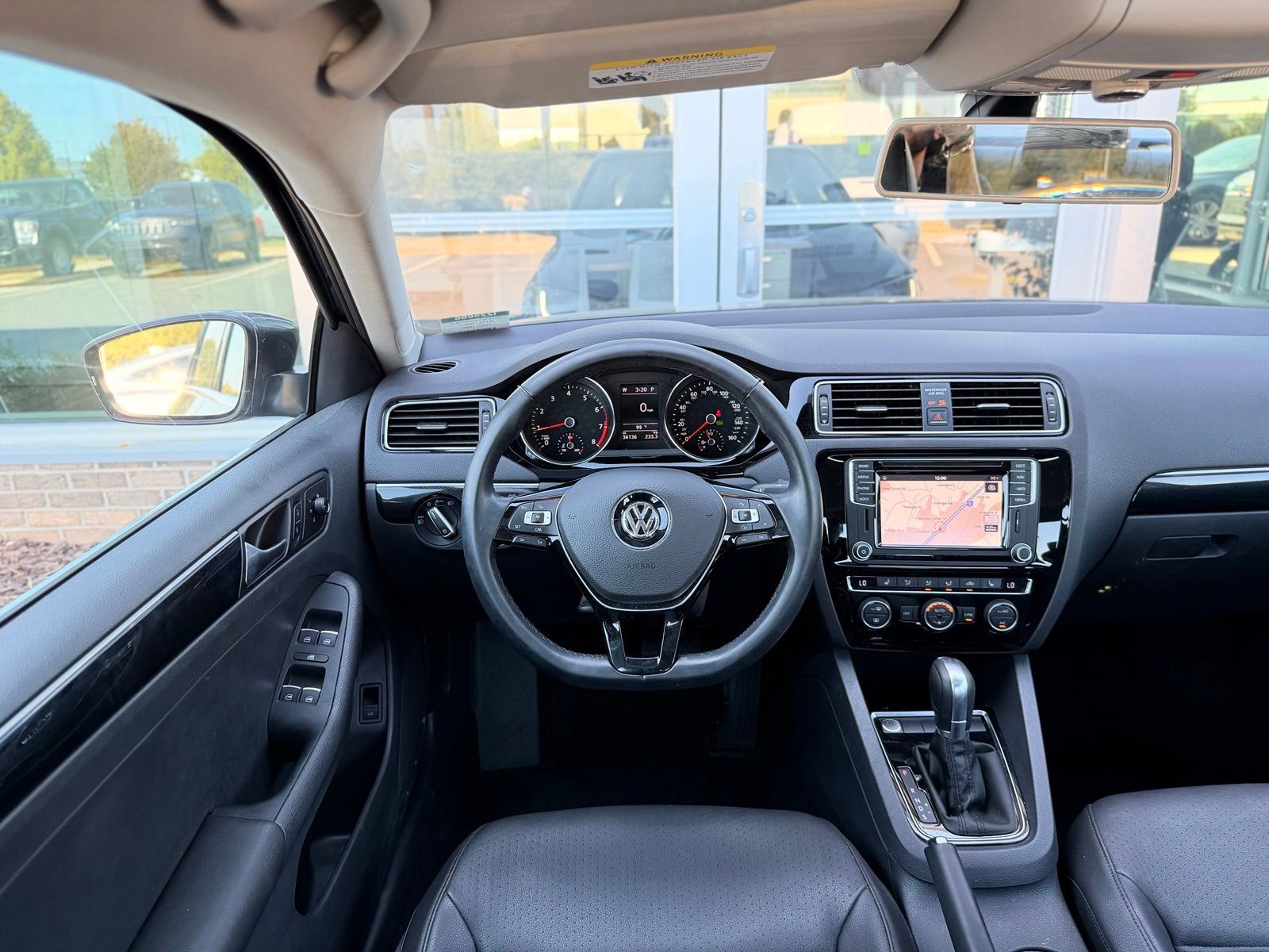 Used 2017 Volkswagen Jetta SEL Premium FWD image 29