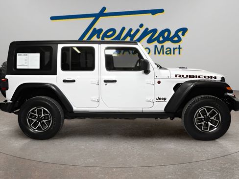Used 2024 Jeep Wrangler Unlimited Rubicon image 5