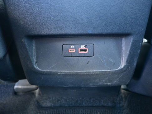 Used 2023 Nissan Frontier SV w/ Technology Package image 17