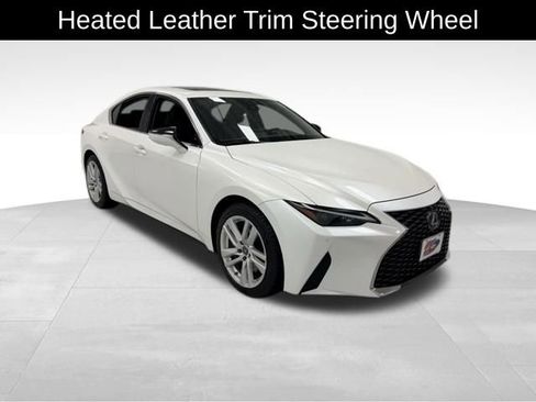 Used 2022 Lexus IS 300 AWD w/ Comfort Package image 8