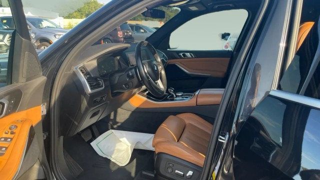 Used 2023 BMW X5 xDrive40i w/ Premium Package AWD/4WD image 13