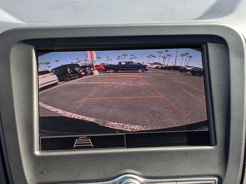 Used 2024 Chevrolet Equinox LT image 23