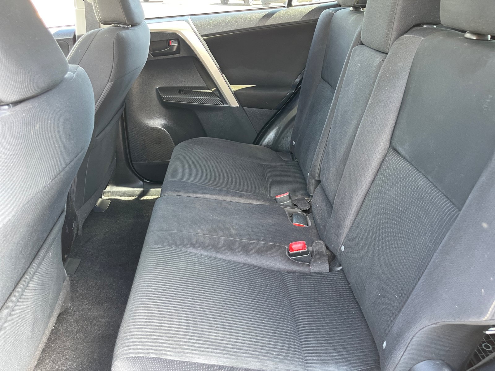 Used 2013 Toyota RAV4 XLE AWD/4WD image 17