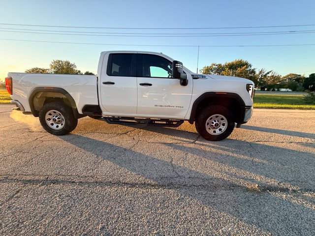 Used 2024 GMC Sierra 2500 Pro w/ Convenience Package AWD/4WD image 8