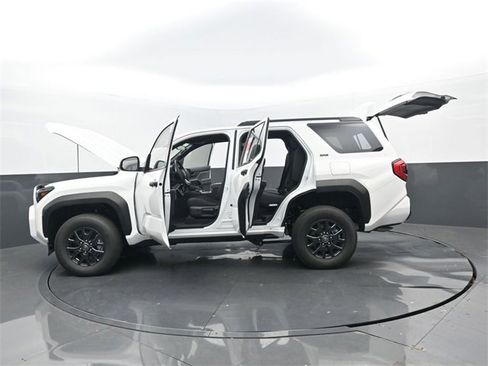 New 2026 Toyota 4Runner SR5 image 27