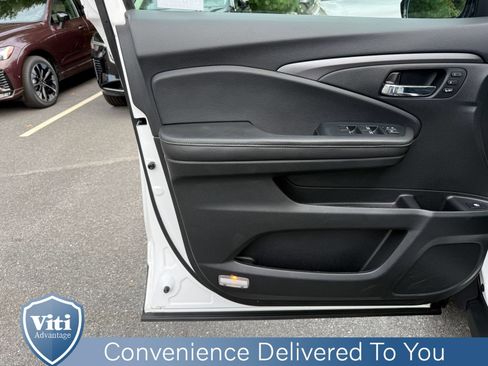 Used 2023 Honda Ridgeline RTL-E image 15