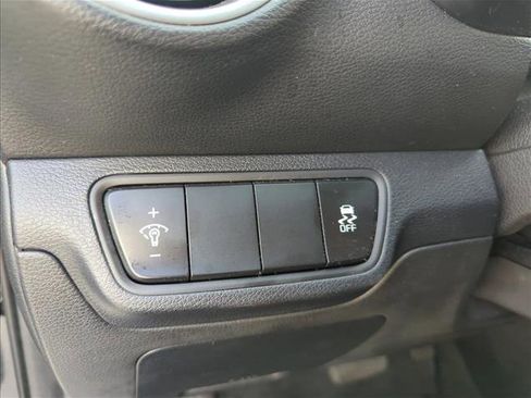 Used 2022 Kia Forte LXS image 26