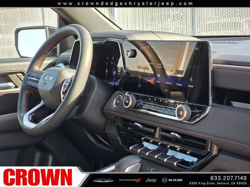 Used 2023 Chevrolet Colorado Z71 w/ Z71 Convenience Package 2 AWD/4WD image 12