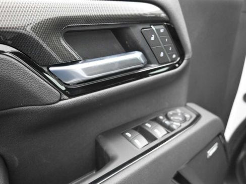 New 2025 GMC Sierra 2500 AT4 w/ AT4 Premium Plus Package image 10