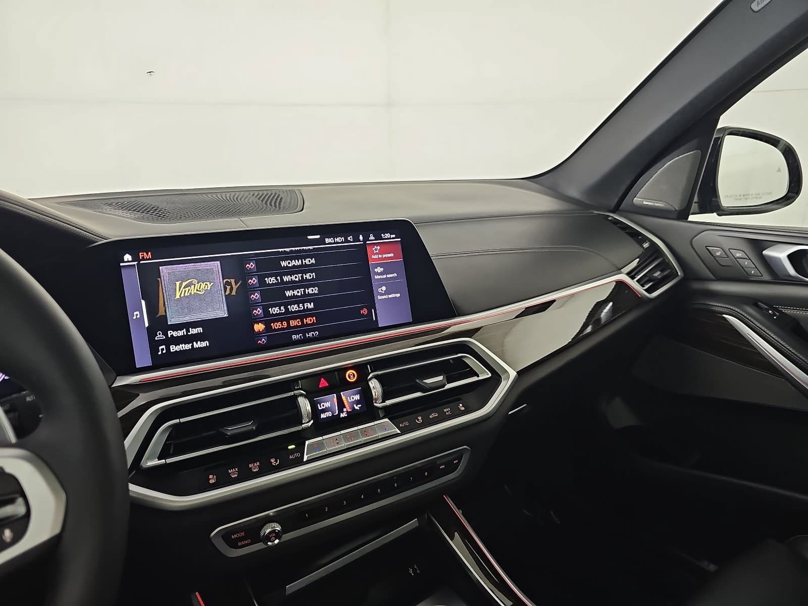 Used 2020 BMW X5 M50i w/ Executive Package AWD/4WD image 20