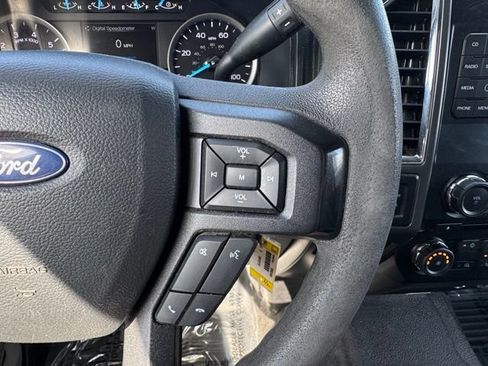 Used 2018 Ford F250 XLT w/ Camper Package AWD/4WD image 27