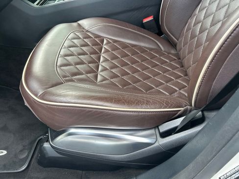 Used 2014 Mercedes-Benz GL 550 4MATIC image 22