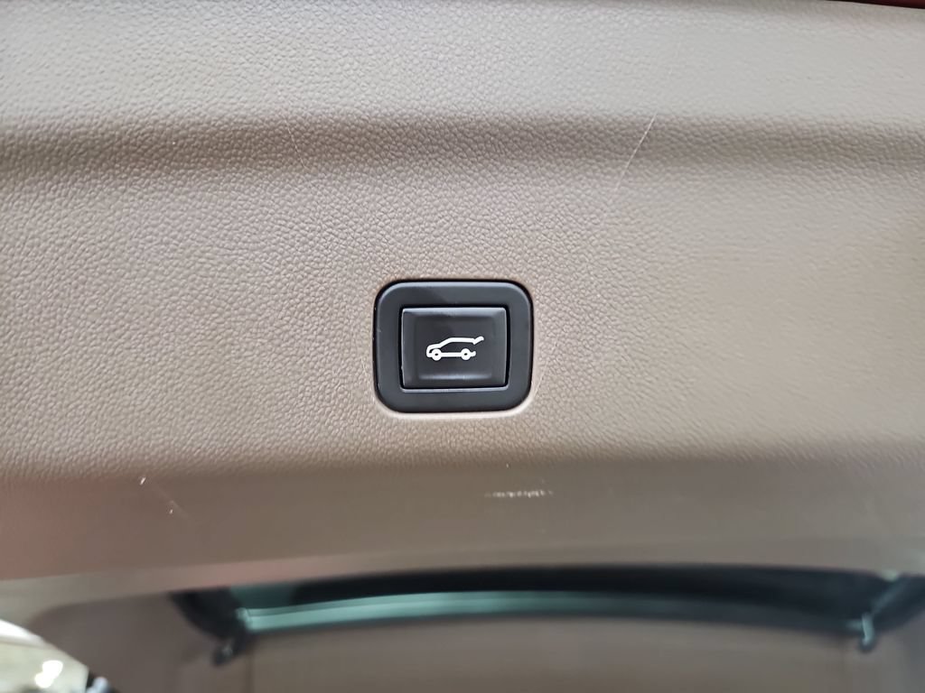 Certified 2023 GMC Yukon Denali AWD/4WD image 18
