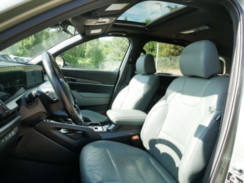 Used 2023 Kia Telluride EX X-Line AWD/4WD image 35