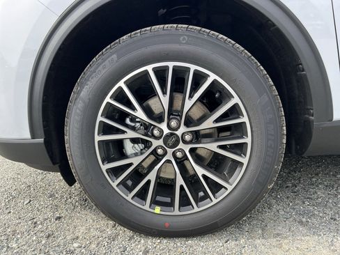 New 2026 Ford Escape SE image 12