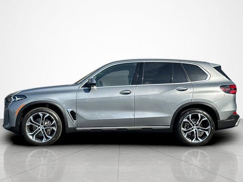 Used 2024 BMW X5 sDrive40i w/ Parking Assistance Package RWD image 2