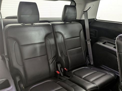 Used 2018 GMC Acadia SLT image 34