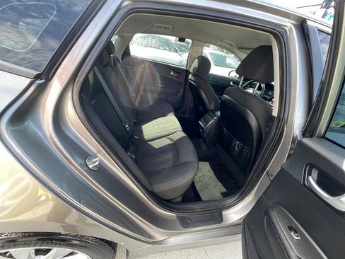 Used 2019 Kia Optima LX FWD image 15