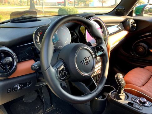 Used 2024 MINI Cooper S FWD image 18