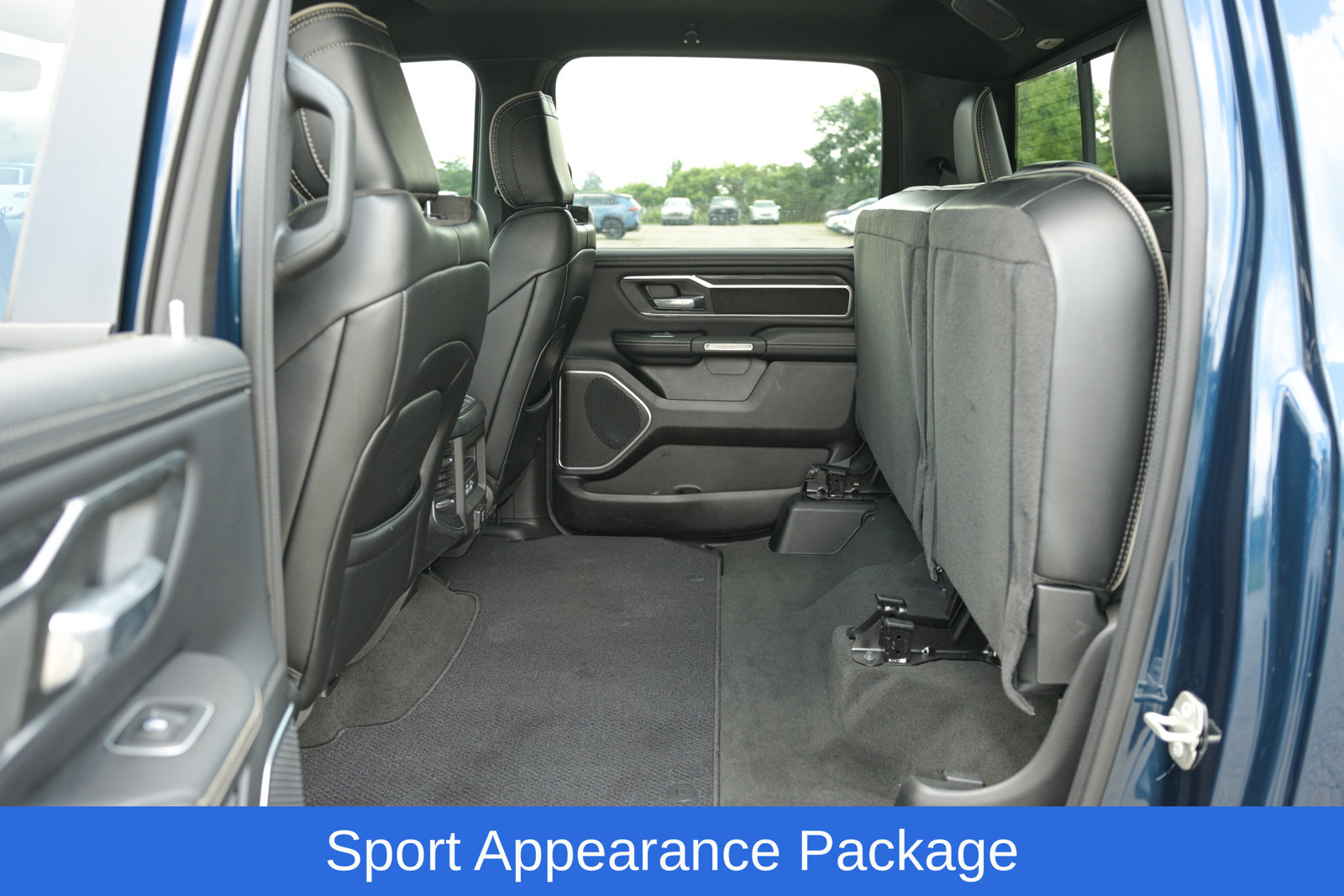 Used 2023 RAM 1500 Laramie AWD/4WD image 30