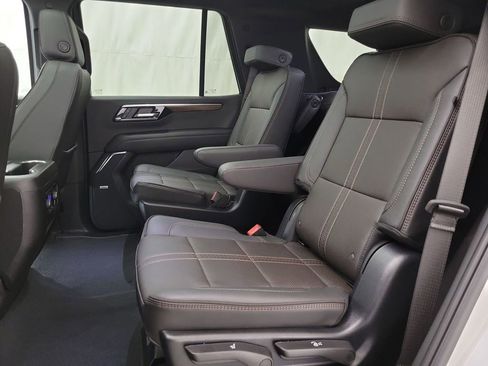 Certified 2025 Chevrolet Tahoe High Country w/ Sun And Tow Package AWD/4WD image 10