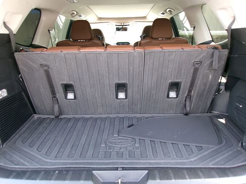 Used 2019 Subaru Ascent Touring w/ Popular Package #3 image 16