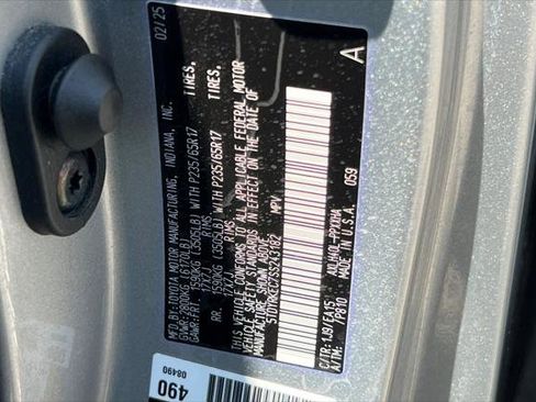 Certified 2025 Toyota Sienna XLE FWD image 34
