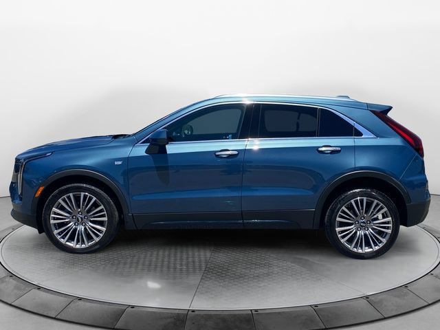 Used 2025 Cadillac XT4 Premium Luxury w/ Cold Weather Package FWD image 2
