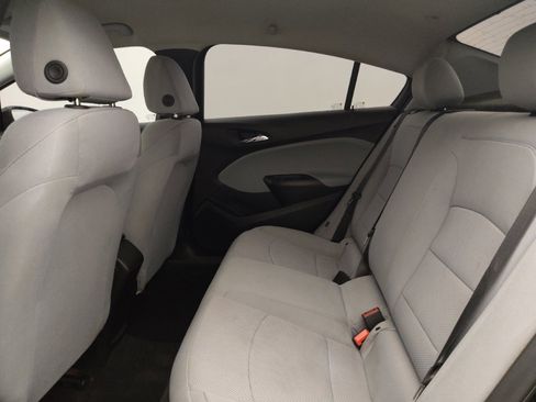 Used 2019 Chevrolet Cruze LS image 18